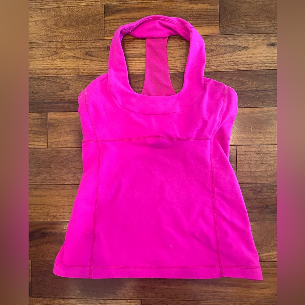 Lululemon tank